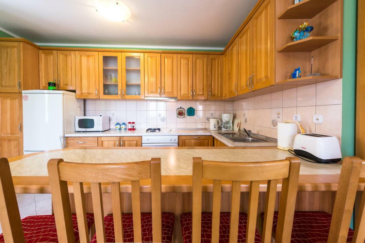 Apartments Villa Kulish 챠브타트 외부 사진
