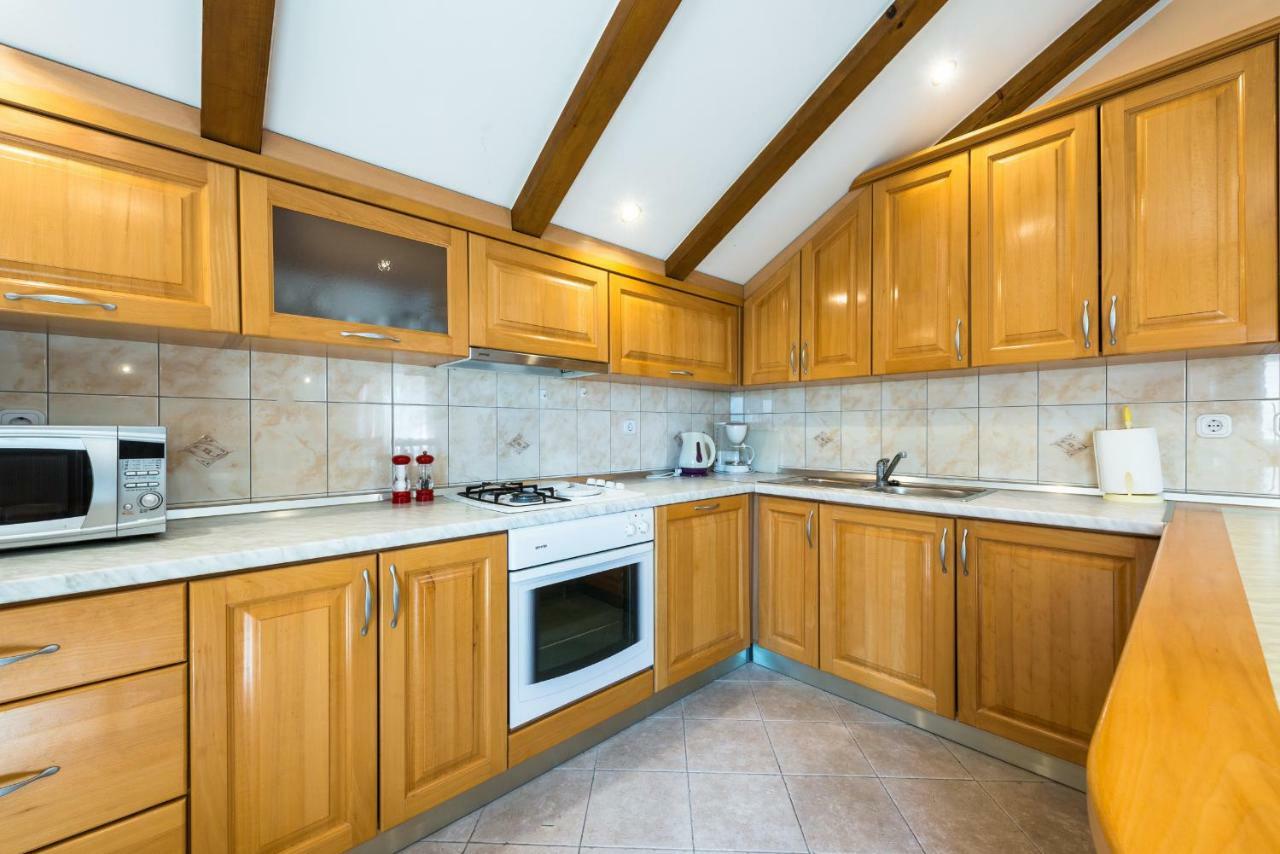 Apartments Villa Kulish 챠브타트 외부 사진