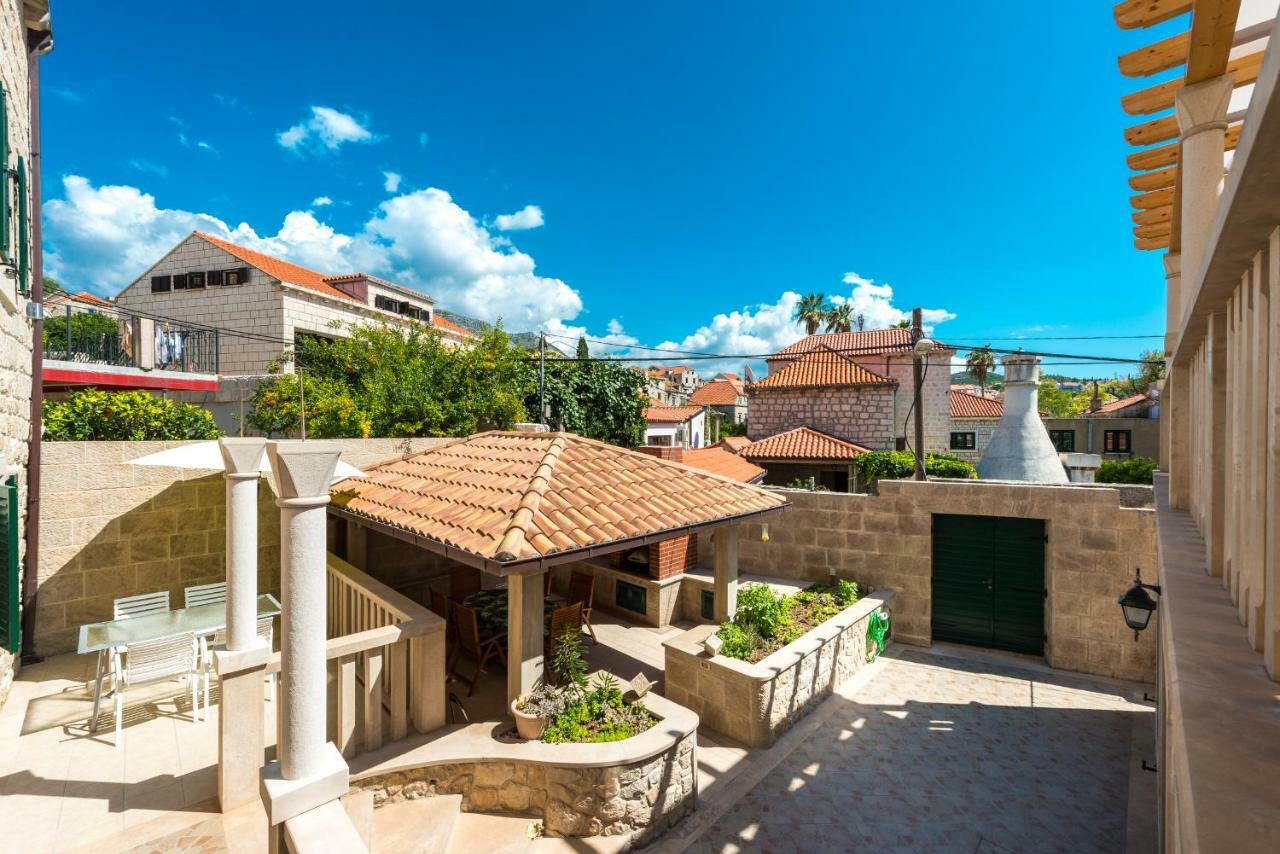 Apartments Villa Kulish 챠브타트 외부 사진