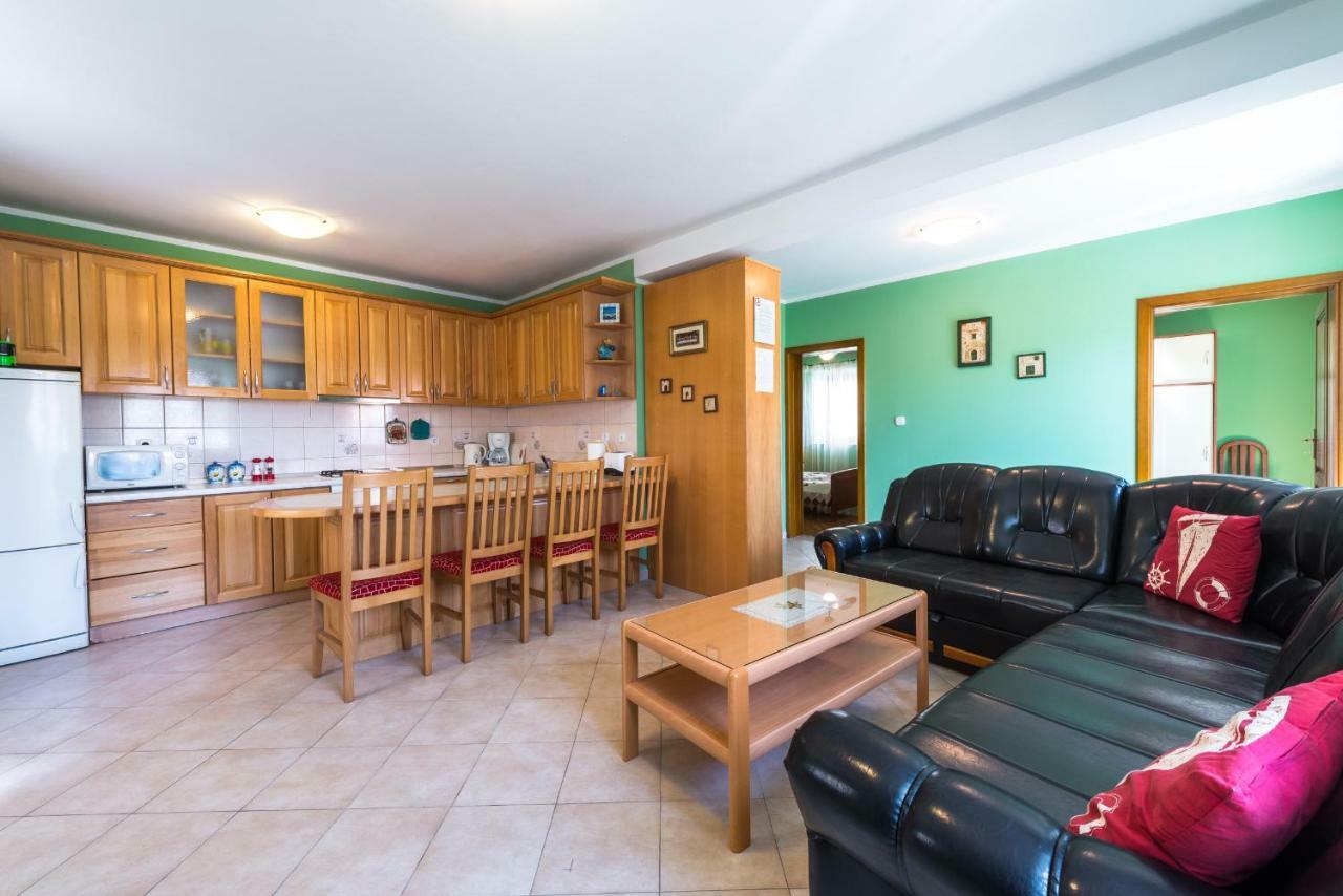 Apartments Villa Kulish 챠브타트 외부 사진