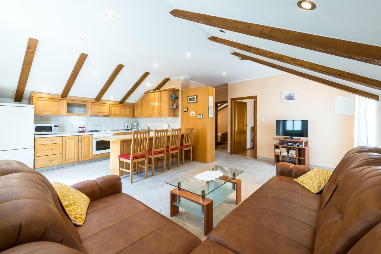 Apartments Villa Kulish 챠브타트 외부 사진